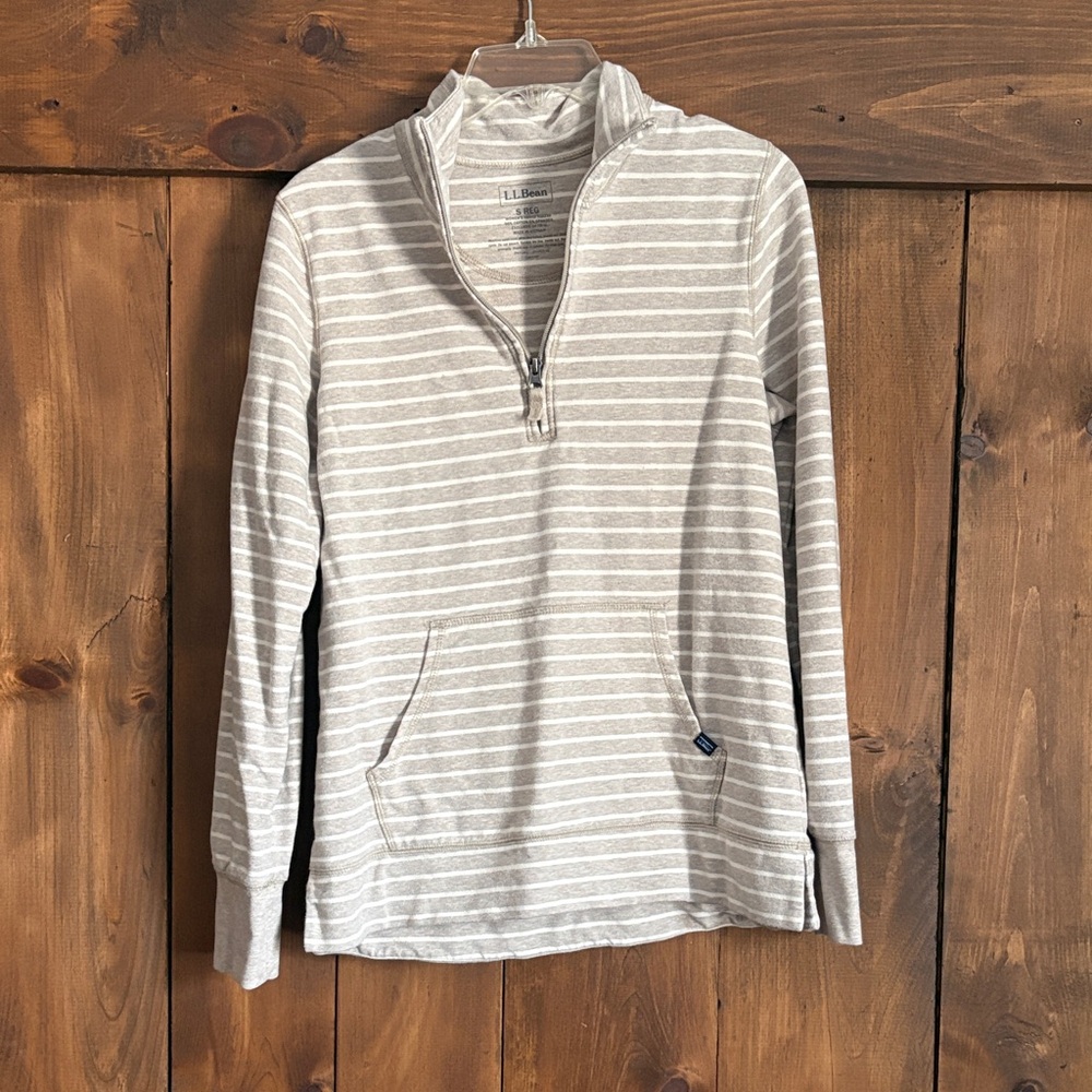 L.L. Bean Women's V-Neck Sweater - Gray and White